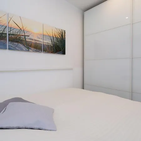 App 131 - Strandlage * Sierksdorf