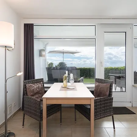 App 131 - Strandlage * Sierksdorf